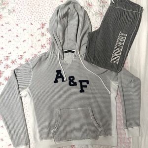 Abercrombie & Fitch Sweats